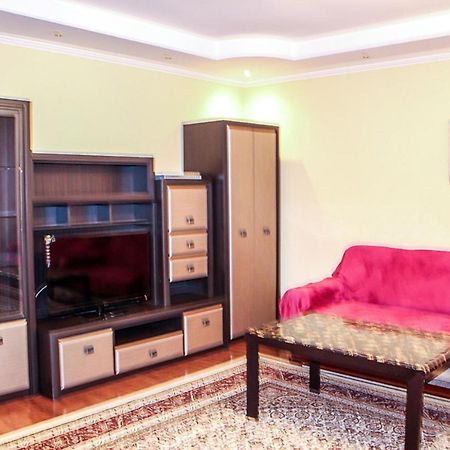 Tolebaeva 65 Apartment Almaty Luaran gambar