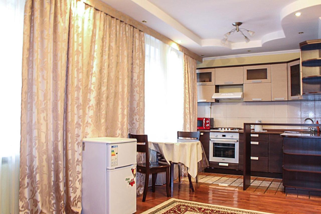Tolebaeva 65 Apartment Almaty Luaran gambar